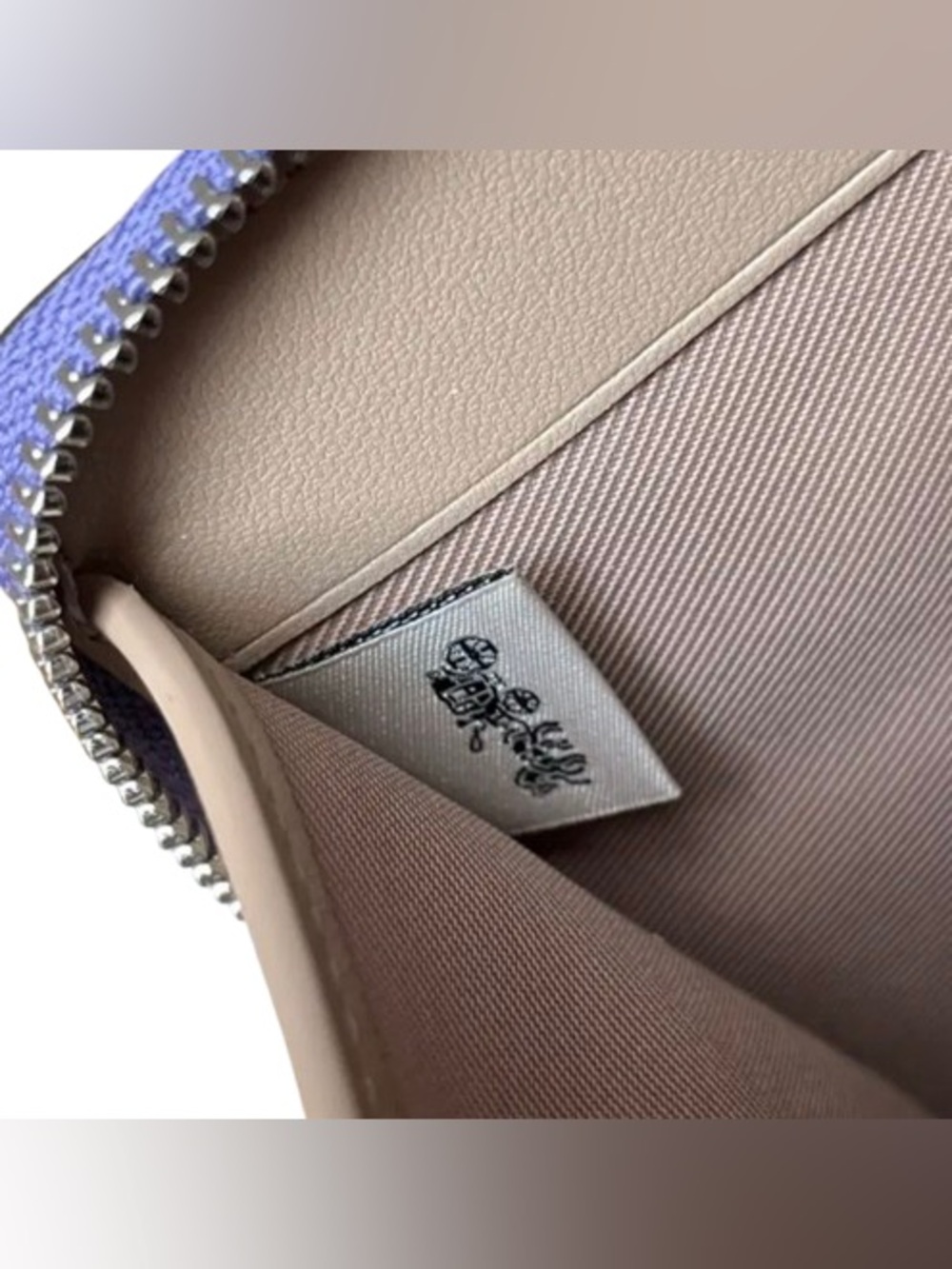 Coach CR789 Medium Id Zip Wallet With Checkerboard Print (Cream/Purple) - EUC - Picture 6 of 12